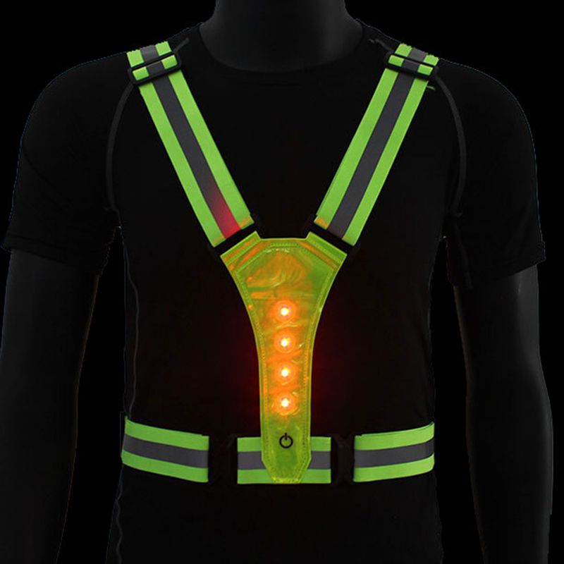 Adjustable LED Running & Cycli - Running Gear Winter Men recensione e prezzo